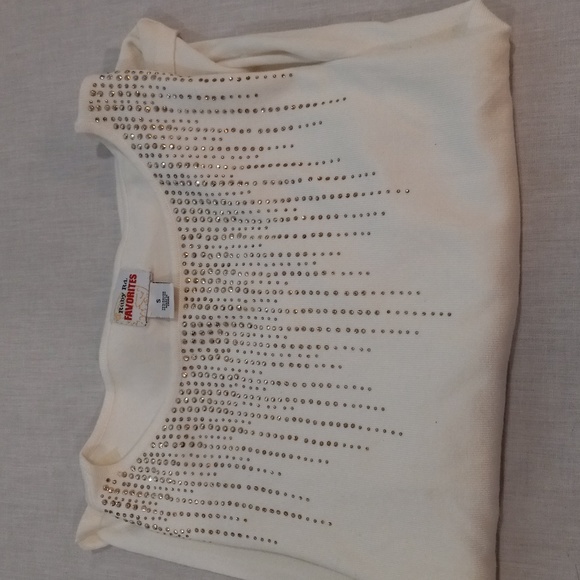 Pullover Sweater - Picture 10 of 11